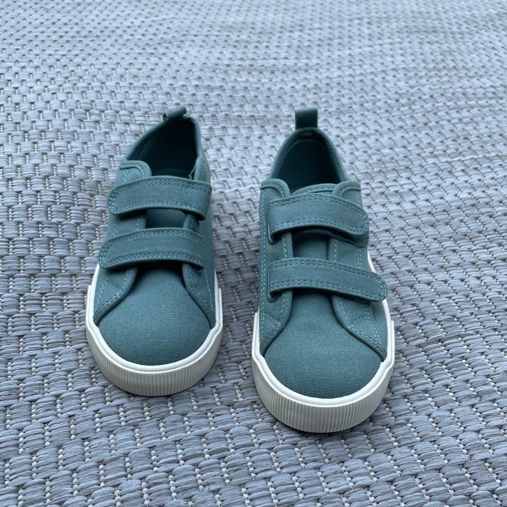 H&M flats